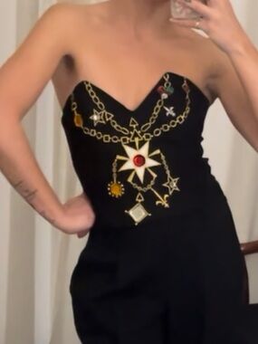 Gem Vintage Low Cut Hook Back Tube Top